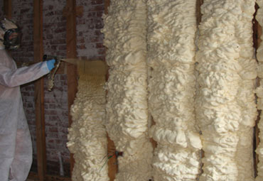 Types of Spray Foam in Ann Arbor